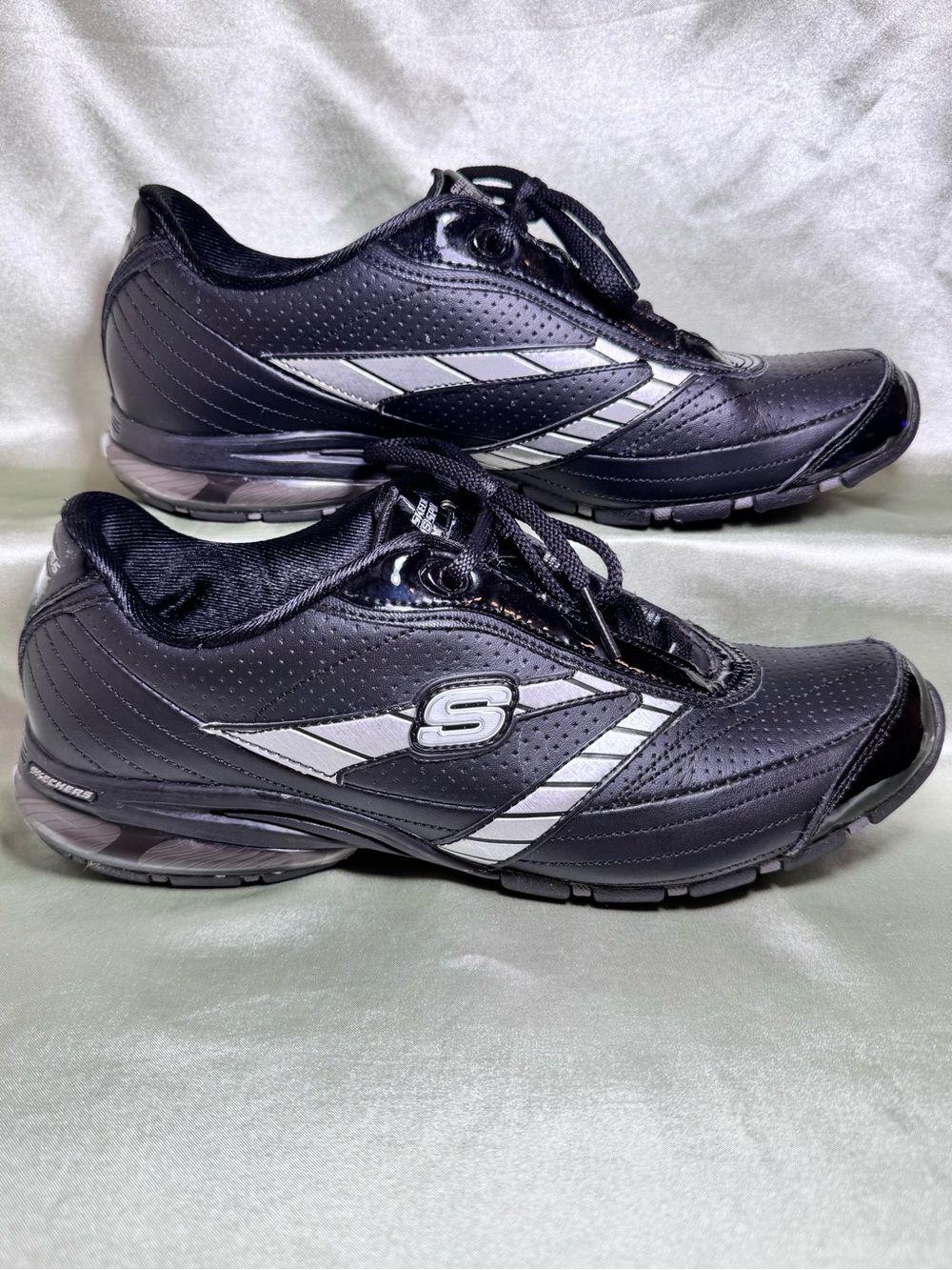 Skechers Leather Sport Black Lace Up Sneakers 11675 BKSL Womens Size 9